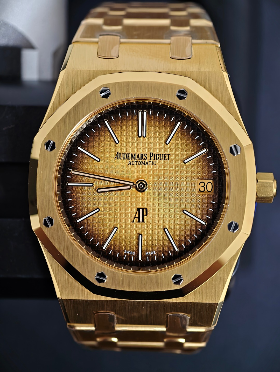 Audemars Piguet Roayl Oak Gold, Gold dial