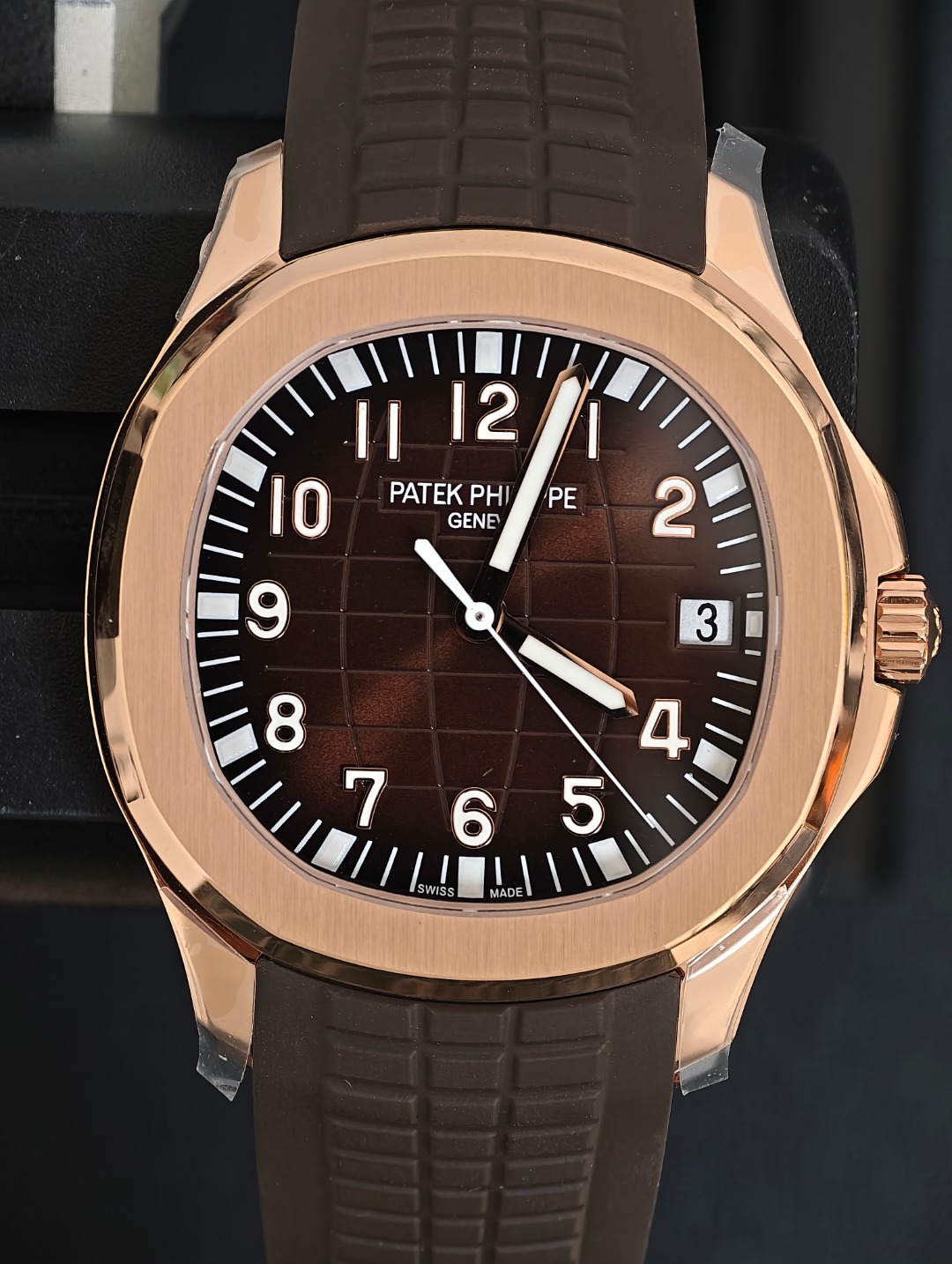Patek Philippe Aquanaut RoseGold, Brown dial