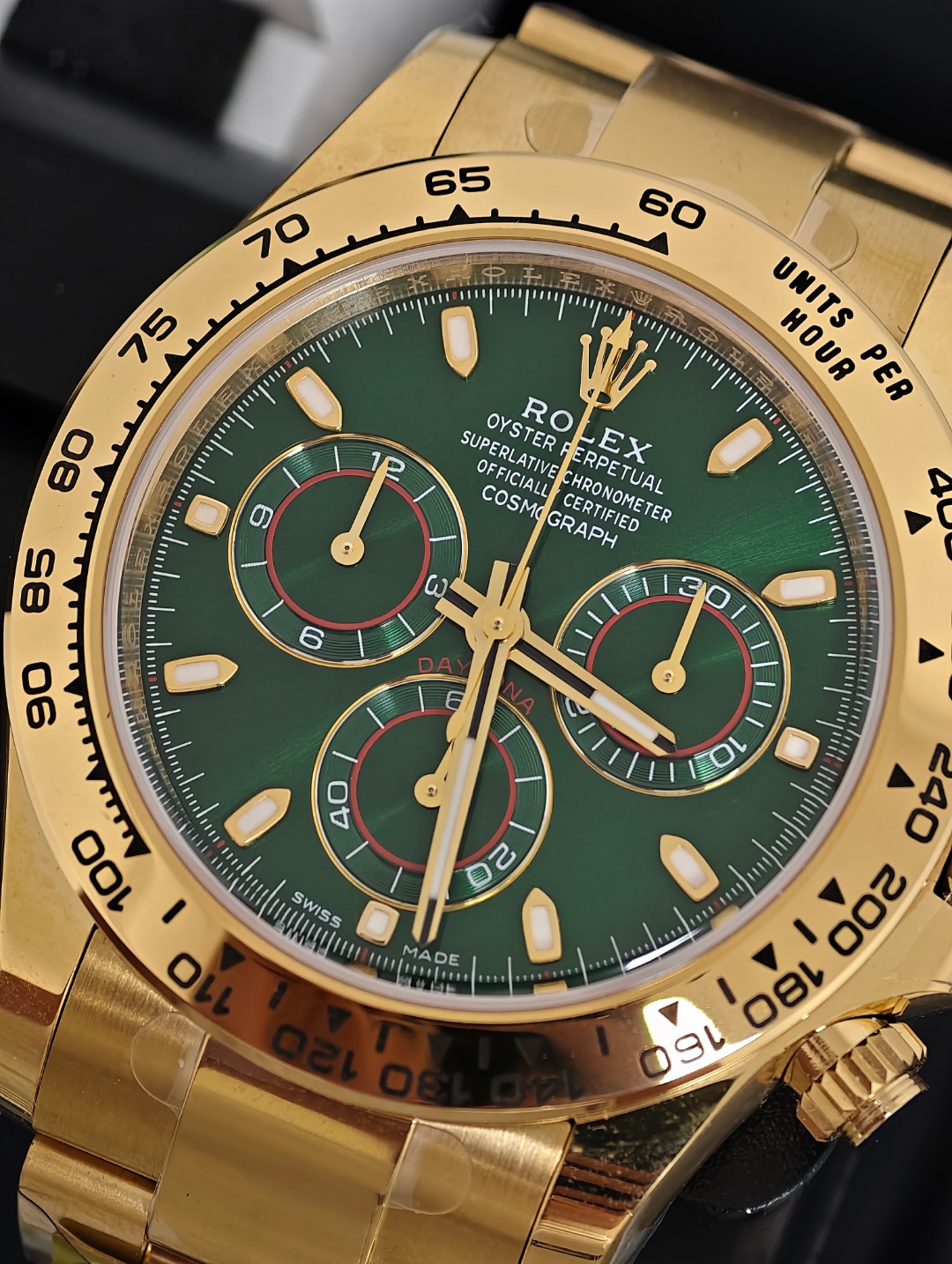 Rolex Daytona Yellow Gold 4130, Green dial