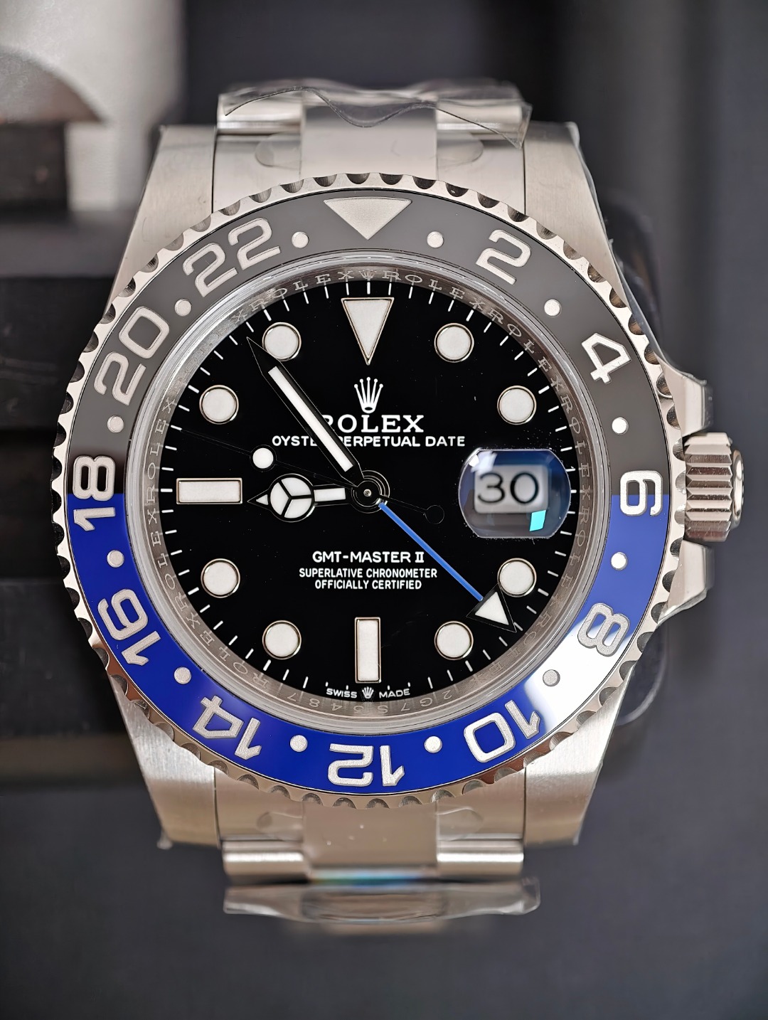 Rolex GMT Batman, Black dial