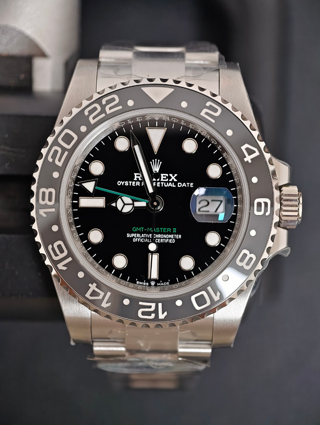 Rolex GMT Bruce Wayne, Black dial