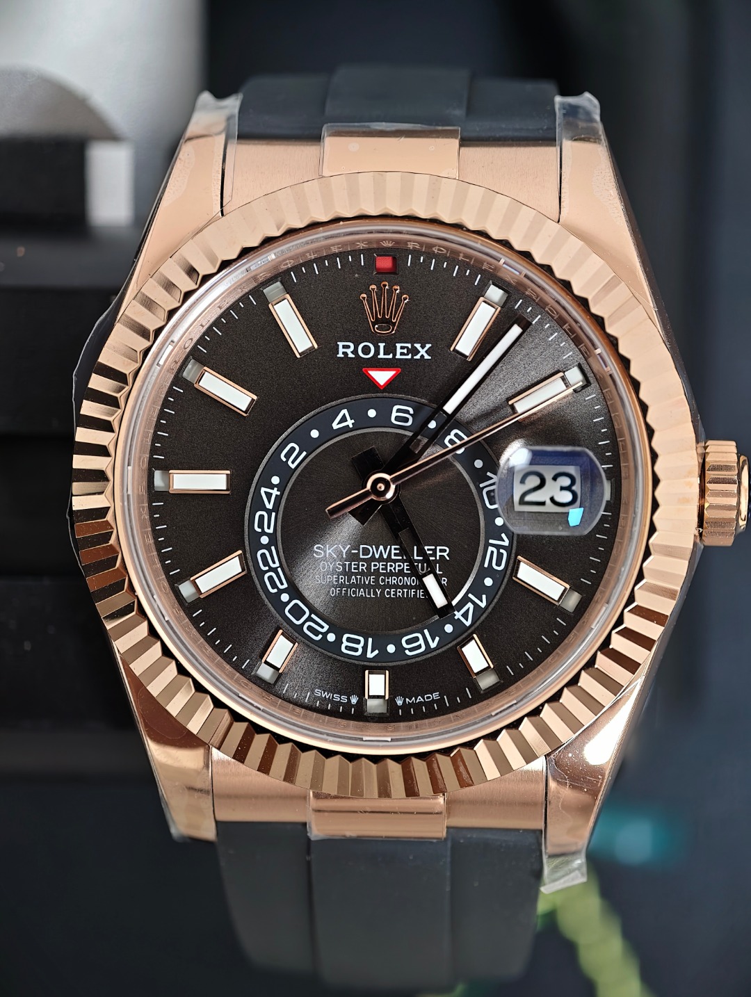 Rolex Skydweller RoseGold, Grey dial